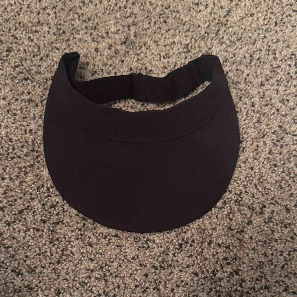 Lululemon black visor